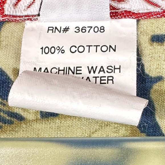 RJC Hawaii Aloha Shirt 2XL Pineapple Floral Made in USA - Picture 5 of 5